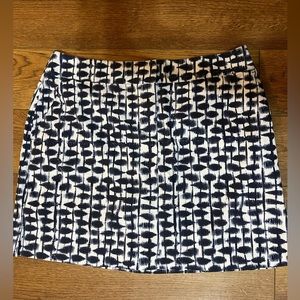 Golf SKORT.  IZOD Brand.  Size 14.  NWOT.  Never worn. Gorgeous!